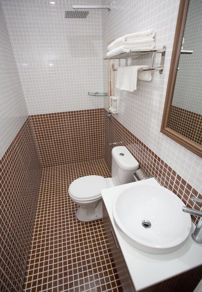 קוטה בארו Hotel Zamburger Nur Ramadhan - Previously G Home Hotel מראה חיצוני תמונה